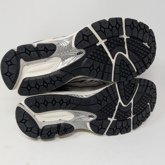 New Balance 1906R Women's Classic Sneakers Grey and Black Women's Size 10.5 - Picture 6 of 14